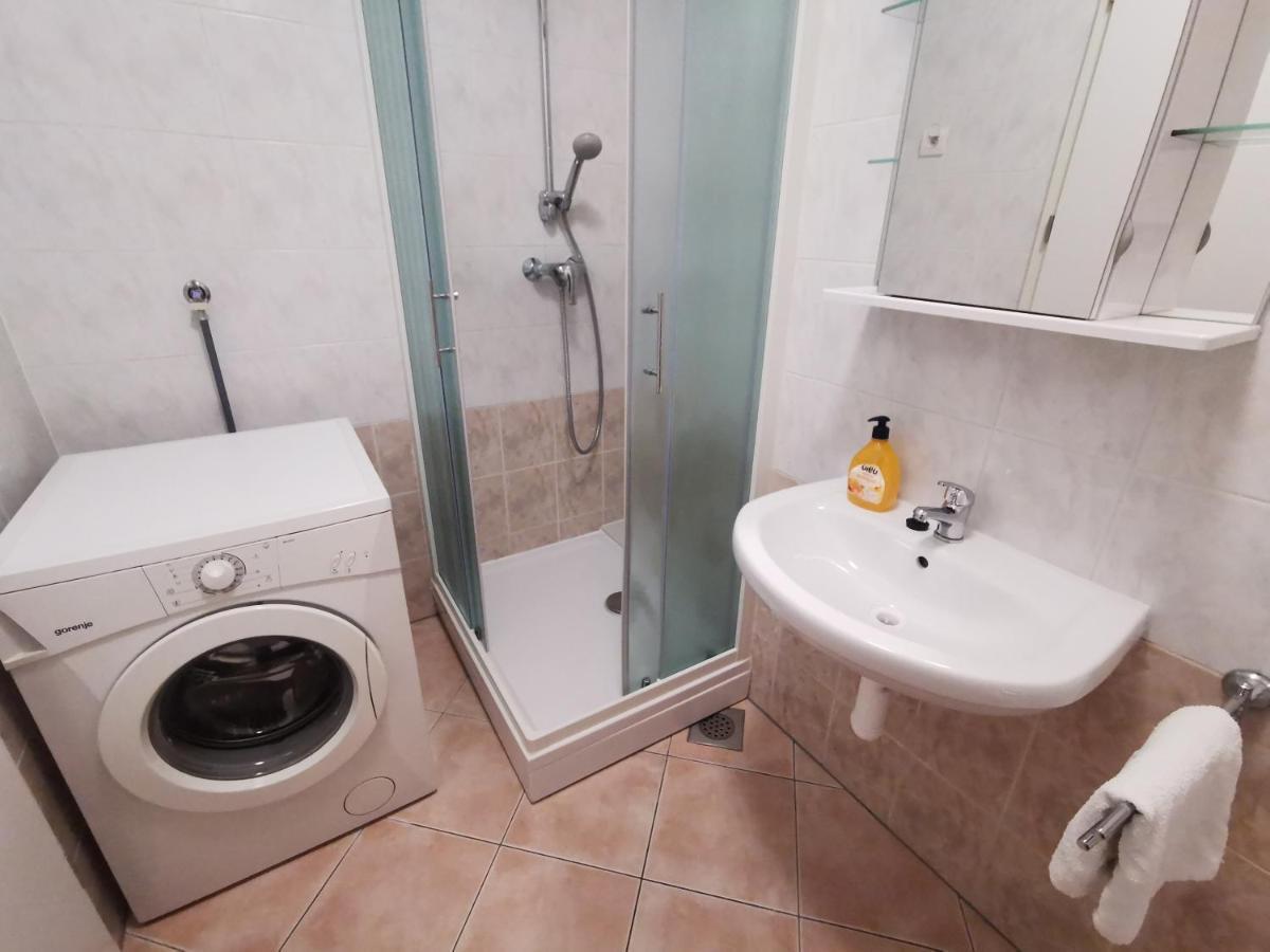 Trnovo Apartment With Free Parking ليوبليانا المظهر الخارجي الصورة